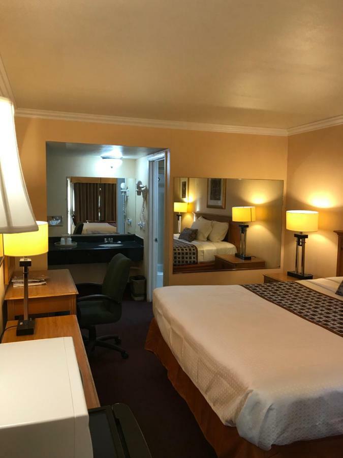 Sands Motel Riverside Ngoại thất bức ảnh